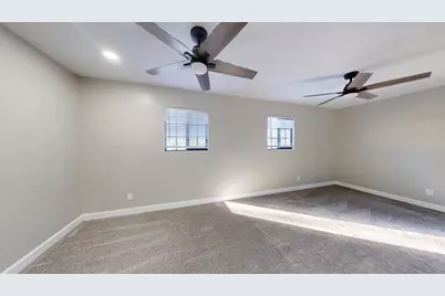 1033 E 51st Place, Gary, IN 46409 - Photo 18