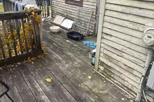 207 McCollum St, La Porte, IN 46350 - Photo 14