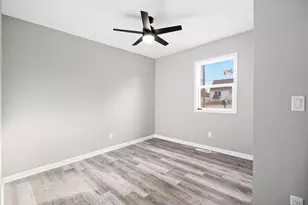 4124 Liverpool Rd, Lake Station, IN 46405 - Photo 14