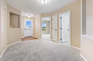 515 E 117th Pl, Crown Point, IN 46307 - Photo 6