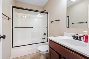 515 E 117th Pl, Crown Point, IN 46307 - Photo 12