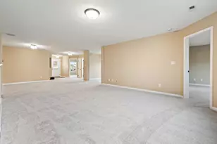 515 E 117th Pl, Crown Point, IN 46307 - Photo 16