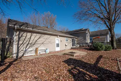 6717 Blackstone Circle, Portage, IN 46368 - Photo 6