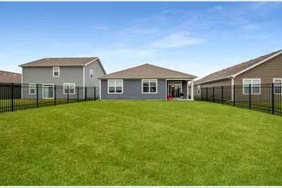 10406 Whitney Place, Saint John, IN 46307 - Photo 18