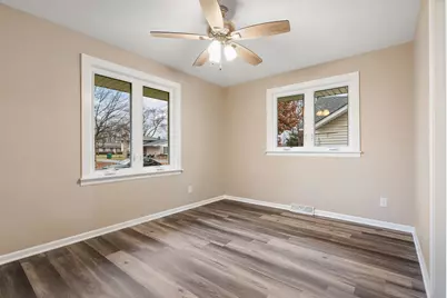 6131 Glen Drive, Merrillville, IN 46410 - Photo 12