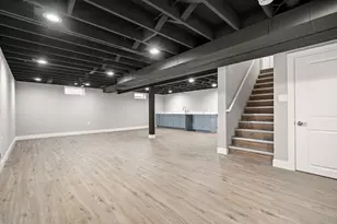 8749 Monroe Ave, Munster, IN 46321 - Photo 22