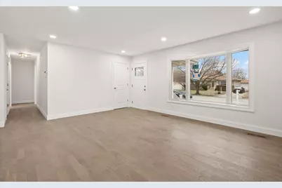 8749 Monroe Avenue, Munster, IN 46321 - Photo 12