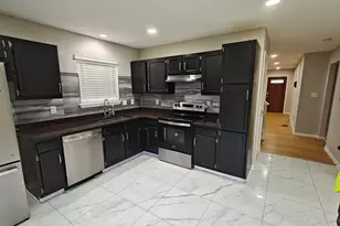 3245 Blue Ash Ln, Indianapolis, IN 46239 - Photo 2