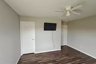 3245 Blue Ash Ln, Indianapolis, IN 46239 - Photo 24