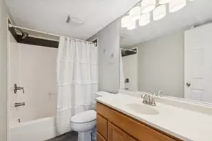 317 Midway Dr, Valparaiso, IN 46385 - Photo 12