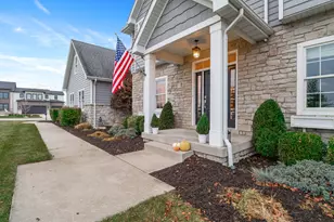 10230 Barbara Ln, Munster, IN 46321 - Photo 2