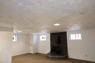 11535 Sandhill Trail, Demotte, IN 46310 - Photo 14