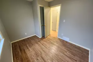 5049 Indiana Pl, Gary, IN 46409 - Photo 14