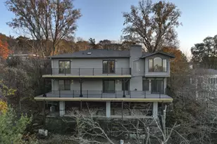 22 Skyline Dr, Ogden Dunes, IN 46368 - Photo 4