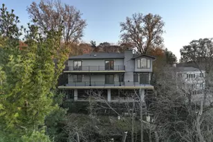 22 Skyline Dr, Ogden Dunes, IN 46368 - Photo 42