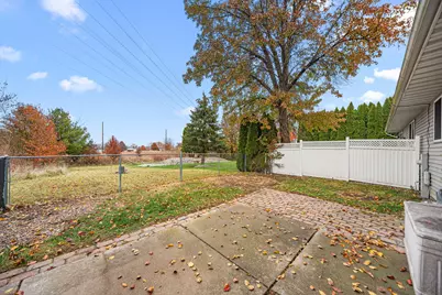 5012 W 92nd Avenue, Crown Point, IN 46307 - Photo 16