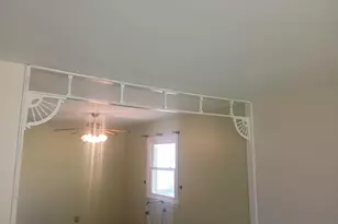 2913 Drexel Dr, Hobart, IN 46342 - Photo 8