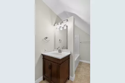 321 W Johnson Road, La Porte, IN 46350 - Photo 18