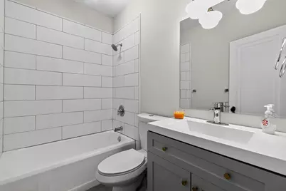 321 W Johnson Road, La Porte, IN 46350 - Photo 16