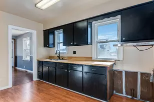 10114 Kennedy Ave, Highland, IN 46322 - Photo 8