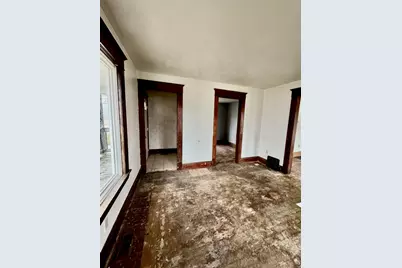 809 Chicago Street, La Porte, IN 46350 - Photo 4