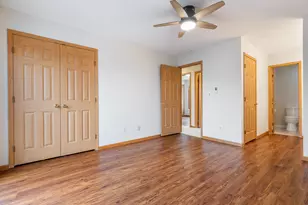 147 Mallard Pointe Dr, Valparaiso, IN 46385 - Photo 32