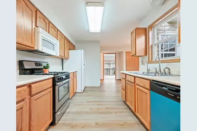 147 Mallard Pointe Drive, Valparaiso, IN 46385 - Photo 14