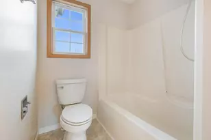 147 Mallard Pointe Dr, Valparaiso, IN 46385 - Photo 28