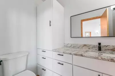 220 W 875 Road N, Valparaiso, IN 46385 - Photo 12