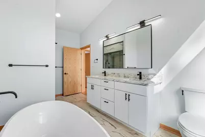 220 W 875 Road N, Valparaiso, IN 46385 - Photo 18