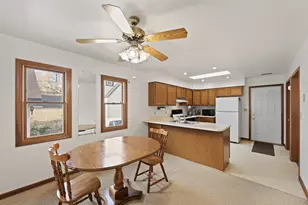 3520 171st Pl, Hammond, IN 46323 - Photo 6