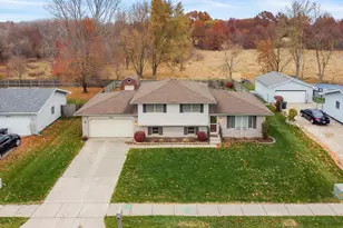 5076 Honeysuckle Ave, Portage, IN 46368 - Photo 16