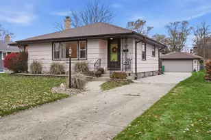 249 Briar Ln, Munster, IN 46321 - Photo 2