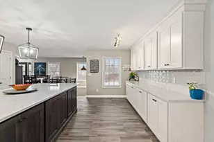 231 N 182 W, Valparaiso, IN 46385 - Photo 16