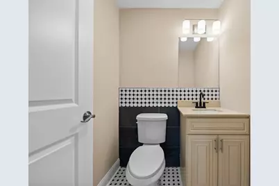 515 School Street, East Chicago, IN 46312 - Photo 8