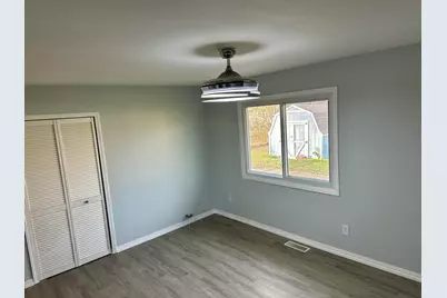 421 Sandalwood Drive, Valparaiso, IN 46385 - Photo 8