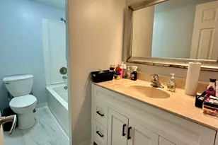 421 Sandalwood Dr, Valparaiso, IN 46385 - Photo 16