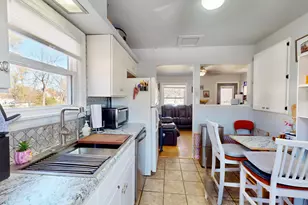 7804 Marshall St, Merrillville, IN 46410 - Photo 10