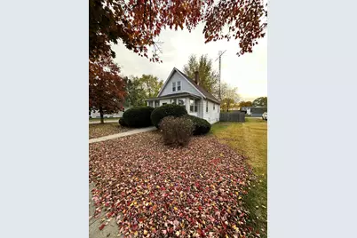 722 S Market Street, Winamac, IN 46996 - Photo 2