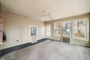 4203 Oak Grove Dr, Valparaiso, IN 46383 - Photo 14