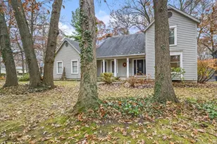 4203 Oak Grove Dr, Valparaiso, IN 46383 - Photo 4