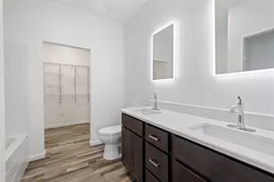 204 W 12th St, La Porte, IN 46350 - Photo 10