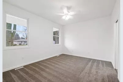 204 W 12th Street, La Porte, IN 46350 - Photo 12