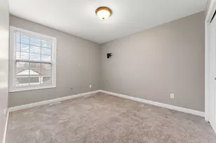 2952 N Morning Glory Ave, Rolling Prairie, IN 46371 - Photo 16