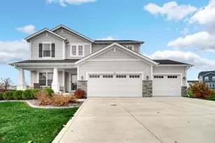 540 Lily Ct, Valparaiso, IN 46385 - Photo 2