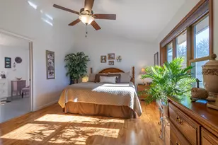 257 Pineview Ln, Valparaiso, IN 46383 - Photo 16