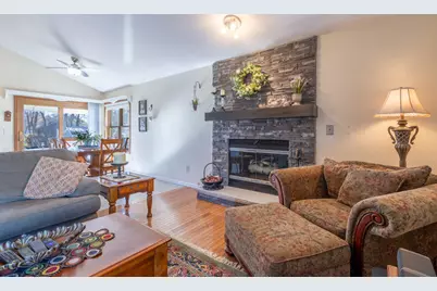 257 Pineview Lane, Valparaiso, IN 46383 - Photo 6