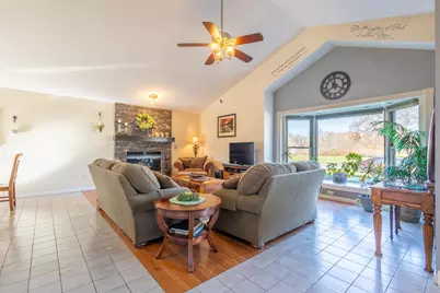 257 Pineview Lane, Valparaiso, IN 46383 - Photo 4