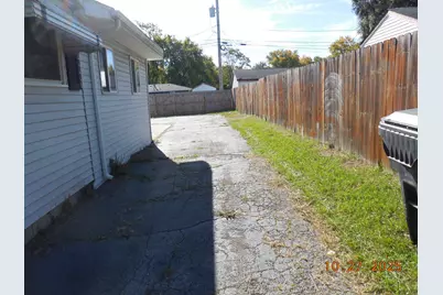 93 Lincoln Avenue, Hobart, IN 46342 - Photo 4