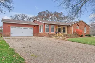 10338 Oreilly Ln, Rensselaer, IN 47978 - Photo 32